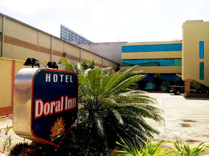 Hotel Doral Inn