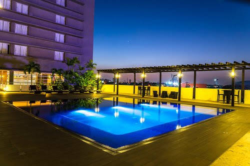 Hotel Trinitarias Suites