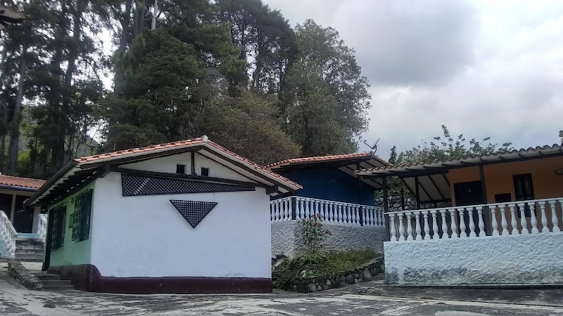 Posada El Bosque De Emmaus